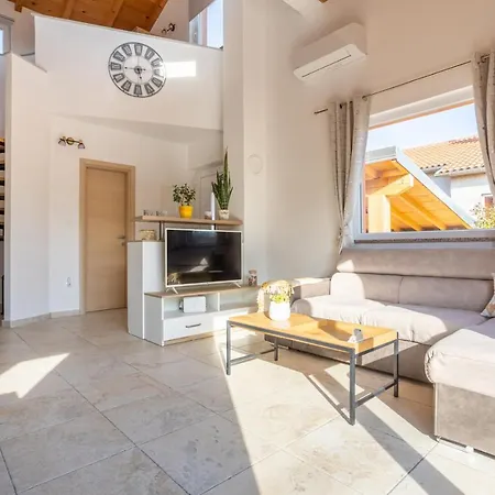House Toici