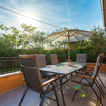 House Toici * Nenadici (Krk)