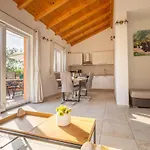Nyaraló House Toici *