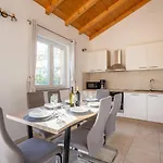 Nyaraló House Toici